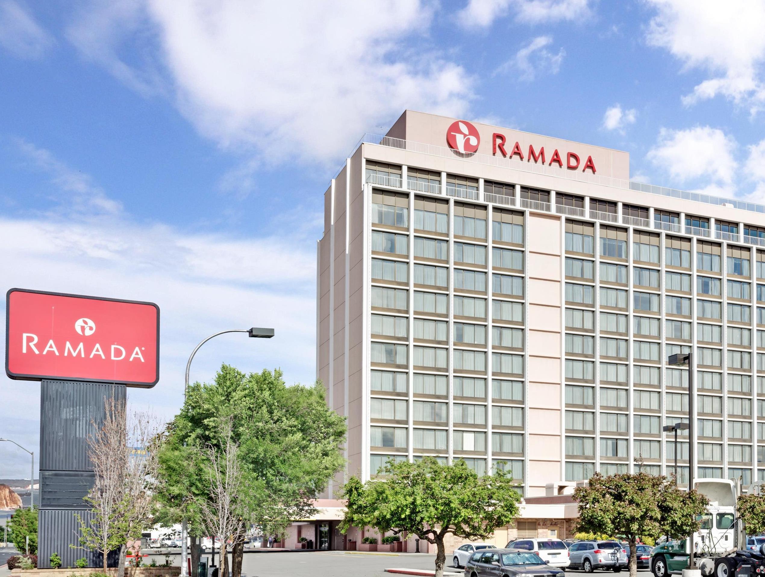 Ramada By Wyndham Reno Hotel & Casino Exteriér fotografie