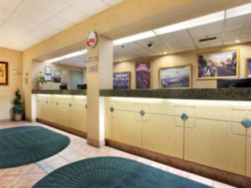 Ramada By Wyndham Reno Hotel & Casino Exteriér fotografie